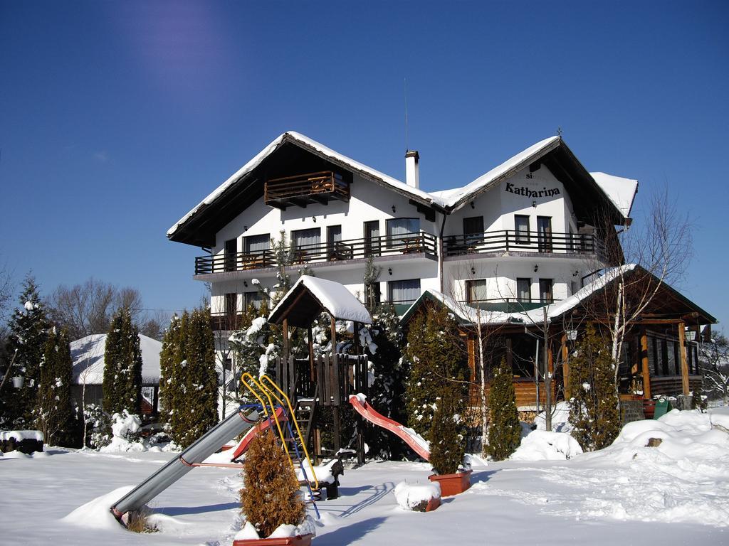 Villa Katharina Bran ブラン エクステリア 写真